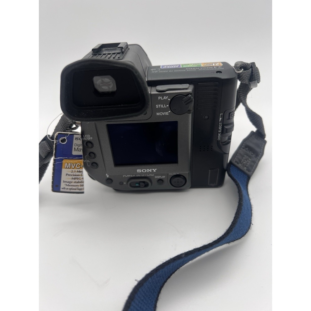 Sony Mavica MVC-FD95 2.1MP Digital Camera - Black & Metallic gray - Picture 5 of 9